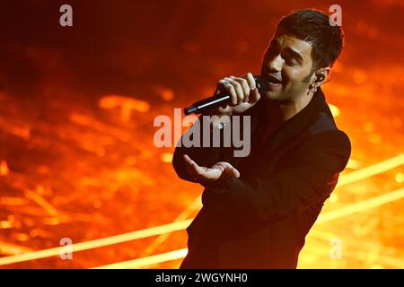 Sanremo, Italien. Februar 2024. Maninni während der 74. Ausgabe des SANREMO Italian Song Festivals im Ariston Theatre in Sanremo, Norditalien - Dienstag, 6. FEBRUAR 2024. Unterhaltung. (Foto: Marco Alpozzi/LaPresse)&#xa0; Foto: LaPresse/Alamy Live News Stockfoto