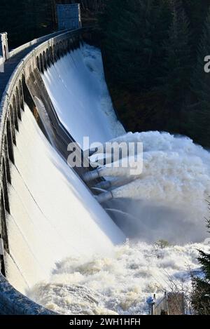 Laggan Dam am River Spean in den schottischen Highlands Stockfoto