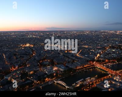 Aus der Vogelperspektive von Paris Frankreich mit sein bei Sonnenuntergang Stockfoto