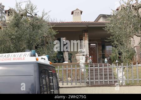 Puegnago Del Garda, Italien. Februar 2024. foto Riccardo Bortolotti/LaPresse07 Febbraio 2023 Puegnago del Garda, Brescia Cronaca Donna trovata di 78 anni trovatamorta in casa sul Garda, Indagini in corso: Ipotesi omicidio Februar 07, 2023 Puegnago del Garda, Brescia News 78-jährige Frau tot im Haus Garda gefunden, Untersuchung läuft: Mordhypothese Credit: LaPresse/Alamy Live News Stockfoto