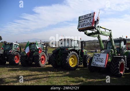 Rom, Italien. Februar 2024. ROM - Rom 07/2024 Traktorvorführung in der Via Nomentana, in der Nähe des Grande Raccordo Anulare, redaktionelle Verwendung nur Credit: Unabhängige Fotoagentur/Alamy Live News Stockfoto