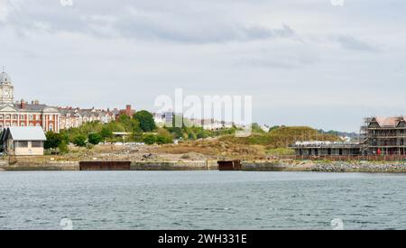 Barry, Vale of Glam, Wales 02. Oktober 2022: Bau des East Quay, Barry Waterfront, 2022, als der Fortschritt in der Stadt an Tempo gewinnt Stockfoto