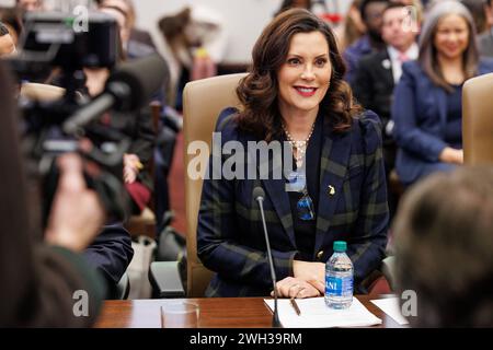 Lansing, USA. Februar 2024. Gretchen Whitmer, Gouverneur von Michigan, hat ihren Vorschlag für das Finanzjahr 2025 am 7. Februar 2024 vorgelegt. (Foto: Andrew Roth) Credit: SIPA USA/Alamy Live News Stockfoto