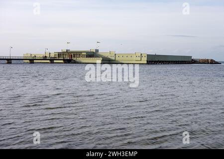 Landschaft mit Ribersborgs Kallbadhuset Kurhaus aus 1898 Jahren Stockfoto