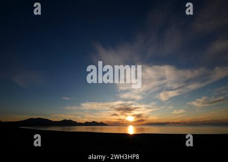 Sonnenuntergang in Dinas Dinlle, Gwynedd, Nordwales Stockfoto