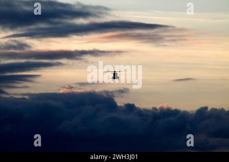 Sikorsky S-92 Such- und Rettungshubschrauber, Teil des HM Coastguard Teams am Flughafen Caernarfon, Gwynedd, Nordwales Stockfoto