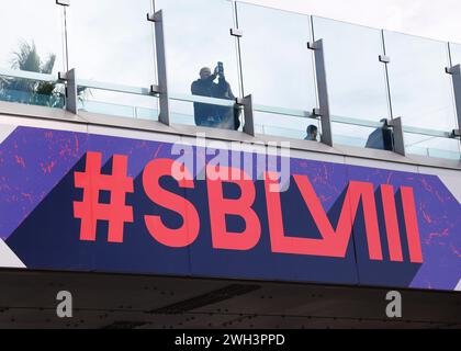 Las Vegas, Usa. Februar 2024. Das Super Bowl Logo wird am Mittwoch, den 7. Februar 2024, auf dem Las Vegas Blvd in den Tagen vor dem Super Bowl LVIII in Las Vegas, Nevada, angezeigt. Die San Francisco 49ers spielen am Sonntag, den 11. Februar 2024, im Super Bowl LVIII im Allegiant Stadium in Las Vegas, Nevada, gegen die Kansas City Chiefs. Foto: John Angelillo/UPI Credit: UPI/Alamy Live News Stockfoto