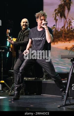 David Bisbal tritt auf der Bühne während des David Bisbal Konzerts „Los40 Basico Santander“ am 7. Februar 2024 im Eslava Theater in Madrid auf. Stockfoto