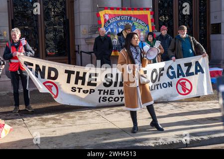 Glasgow, Schottland, Großbritannien. Februar 2024. Gewerkschafter, Studenten und Unterstützer Palästinas versammeln sich vor den Glasgower Stadtkammern als Teil eines Aktionstages, um mit Gaza zu protestieren und die Forderung der Regierung nach einem dauerhaften Waffenstillstand in Gaza zu fordern. Richard Gass/Alamy Live News Stockfoto