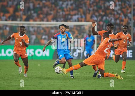 AFACON 2023 HALBFINALE, AFACON 2023 HALBFINALE, Duell zwischen dem kongolesischen Théo Bongonda und dem ivorischen Evan Ndicka Stockfoto