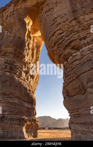 Naher Osten, Saudi-Arabien, Medina, Al-Ula. Elefantenberg in der saudischen Wüste. Stockfoto