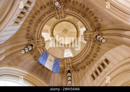 Innendecke des Barolo Palace, Buenos Aires, Argentinien am Montag, 13. November 2023. Foto: David Rowland / One-Image.com Stockfoto