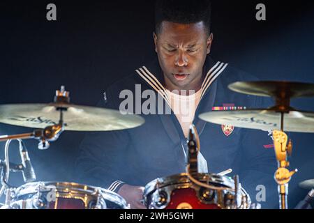 Finnland. Januar 2024. Navy Petty Officer 3rd Class Michael Wallace, der der US Naval Forces Europe-Africa Band zugeteilt wurde, tritt im Januar bei einem Konzert in Turku, Finnland auf. 29, 2024. (Kreditbild: © U.S. Navy/ZUMA Press Wire) NUR REDAKTIONELLE VERWENDUNG! Nicht für kommerzielle ZWECKE! Stockfoto