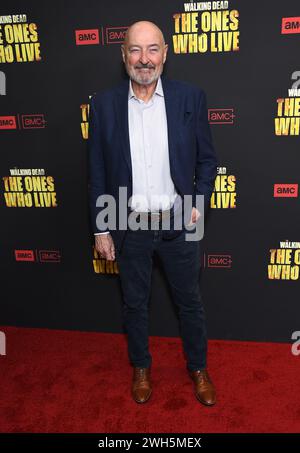 Los Angeles, USA. Februar 2024. Terry O’Quinn kam am 7. Februar 2024 zum Red Carpet Event „The Walking Dead: The Ones Who Live“ im Linwood Dunn Theater in Los Angeles, Kalifornien. © Lisa OConnor/AFF-USA.com Credit: AFF/Alamy Live News Stockfoto