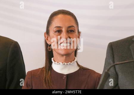 Claudia Sheinbaum Mexicos Vorkandidat Pressekonferenz 6. Februar 2024, Mexiko-Stadt: Claudia Sheinbaum, Vorkandidatin für die Präsidentschaft Mexikos für die Koalition Let s Keep Making History, gab während einer Pressekonferenz ihre Position zu den Initiativen bekannt, die Präsident Andres Manuel Lopez Obrador der Abgeordnetenkammer im Camino Real Pedregal Hotel Mexico City Mexiko-Stadt Mexiko-Stadt vorgestellt hat Copyright: xJosexLuisxToralesxEyepixGroupx Stockfoto