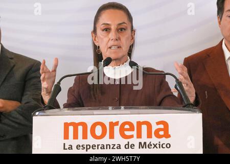 Claudia Sheinbaum Mexicos Vorkandidat Pressekonferenz 6. Februar 2024, Mexiko-Stadt: Claudia Sheinbaum, Vorkandidatin für die Präsidentschaft Mexikos für die Koalition Let s Keep Making History, gab während einer Pressekonferenz ihre Position zu den Initiativen bekannt, die Präsident Andres Manuel Lopez Obrador der Abgeordnetenkammer im Camino Real Pedregal Hotel Mexico City Mexiko-Stadt Mexiko-Stadt vorgestellt hat Copyright: xJosexLuisxToralesxEyepixGroupx Stockfoto