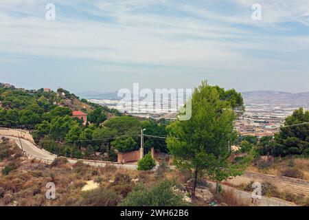 Blick auf die Straße von Rosolini, Sizilien Stockfoto