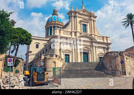 Blick auf die Straße von Rosolini, Sizilien Stockfoto