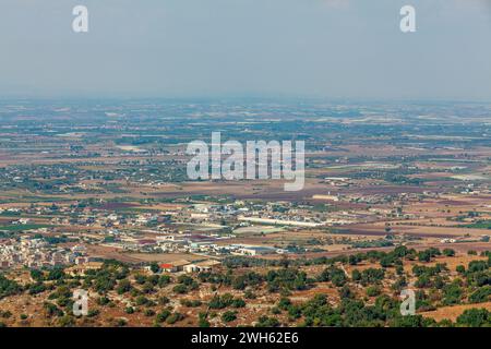 Blick auf die Straße von Rosolini, Sizilien Stockfoto