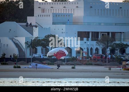 Fallschirmspringen Team Lekhwiya Forces Katara Events AFC Cup 2023 Stockfoto