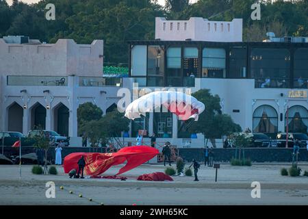 Fallschirmspringen Team Lekhwiya Forces Katara Events AFC Cup 2023 Stockfoto