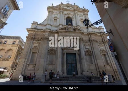 LECCE, ITALIEN, 12. JULI 2022 - Kirche Sant'Irene im historischen Zentrum von Lecce, Apulien, Italien Stockfoto