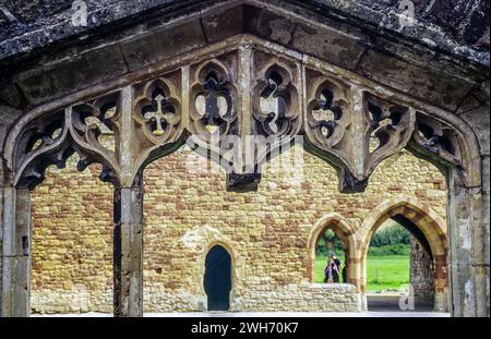 Ruinen der Zisterzienserabtei Cleeve in der Nähe des Dorfes Washford, Somerset, England, Vereinigtes Königreich, Europa, 2001 Stockfoto