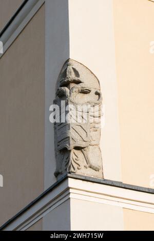 Madrid, Spanien; 11272024. Wunderschönes Detail in der Fassade des Königspalastes El Pardo. Stockfoto