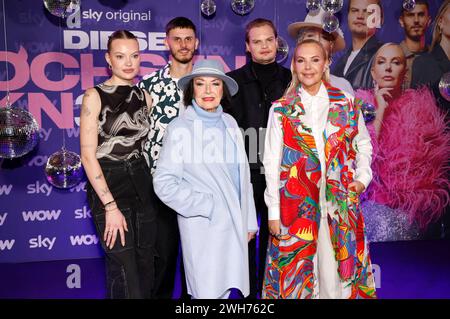 Cheyenne Savannah Ochsenknecht, Nino Sifkovits, Bärbel Wierichs, Wilson Gonzalez Ochsenknecht und Natascha Ochsenknecht beim Photocall zum Start der 3. Staffel der TV-Serie Diese Ochsenknechts im Soho House. Berlin, 08.02.2024 *** Cheyenne Savannah Ochsenknecht, Nino Sifkovits, Bärbel Wierichs, Wilson Gonzalez Ochsenknecht und Natascha Ochsenknecht zum Start der 3. Staffel der TV-Serie diese ochsenknecht im Soho House Berlin, 08 02 2024 Foto:XS.xGabschx/xFuturexImagex ochsenknecht 4204 Stockfoto