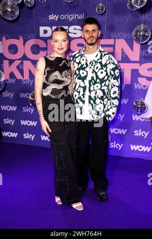 Cheyenne Savannah Ochsenknecht mit Ehemann Nino Sifkovits beim Photocall zum Start der 3. Staffel der TV-Serie Diese Ochsenknechts im Soho House. Berlin, 08.02.2024 *** Cheyenne Savannah Ochsenknecht mit Ehemann Nino Sifkovits beim Fotocall zum Start der Staffel 3 der TV-Serie Diese ochsenknecht im Soho House Berlin, 08 02 2024 Foto:XS.xGabschx/xFuturexImagex ochsenknecht 4212 Stockfoto