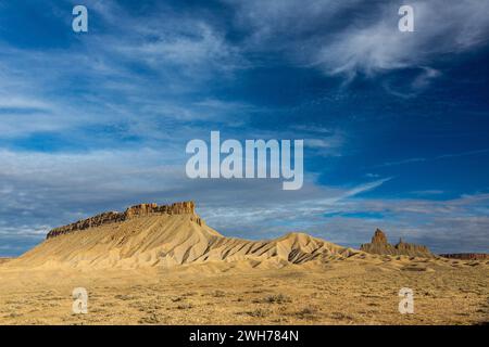 Head Draw Mesa & The Squaw and Papoose Buttes in der Ute Mountain Indian Reservation in der Nähe der Four Corners Area in Colorado. Stockfoto