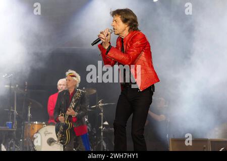 Charlie Watts, Keith Richards und Mick Jagger von The Rolling Stones live bei einem Konzert der No Filter -Tour im Olympiastadion. Berlin, 22.06.2018 *** Charlie Watts, Keith Richards und Mick Jagger von den Rolling Stones live bei einem Konzert der No Filter Tour im Olympiastadion Berlin, 22 06 2018 Foto:XC.xSpeidelx/xFuturexImagex Stones 8676 Stockfoto