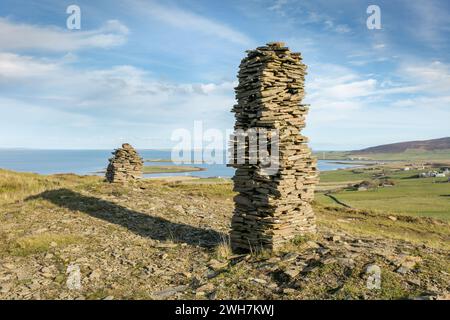 Künstliche cairns in Cuween Hill Chambered Cairn, Orkney Stockfoto