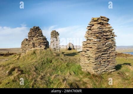 Künstliche cairns in Cuween Hill Chambered Cairn, Orkney Stockfoto