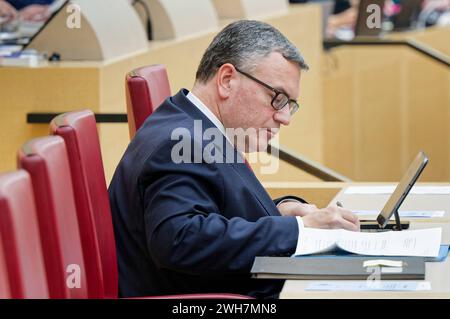 Dr. Florian Herrmann, CSU. 10. Plenarsitzung des Bayerischen Landtags . Staatsminister Dr. Florian Herrmann, Leiter der Bayerischen Staatskanzlei und Staatsminister für Bundesangelegenheiten und Medien in der Regierungsbank. München Bayern Deutschland *** Dr. Florian Herrmann, CSU 10 Plenarsitzung des Bayerischen Landtags Staatsminister Dr. Florian Herrmann, Leiter des Bayerischen Staatskanzleramtes und Staatsminister für Bund und Medien , in der Regierungsbank München Bayern Deutschland Urheberrecht: XRolfxPossx Stockfoto