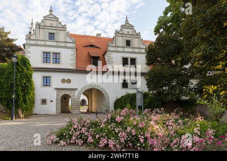 Torhaus vom Schloss Strehla, Sachsen, Deutschland *** Gatehaus von Schloss Strehla, Sachsen, Deutschland Stockfoto