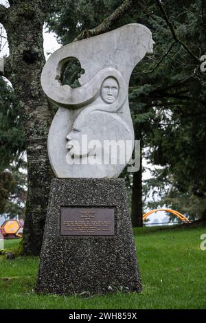 Generationen Skulptur zum Gedenken an ehrenamtliche Frauen während der Depression und des Krieges im Maffeo Sutton Park in Nanaimo, British Columbia, Kanada Stockfoto