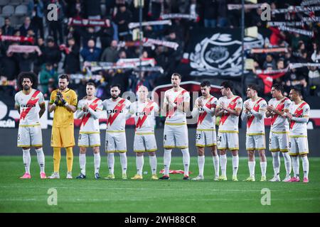 Das Team Rayo Vallecano trat vor dem Fußballspiel La Liga zwischen Rayo Vallecano und Sevilla FC im Stadion von Vallecas an. Endergebnis: Rayo Vallecano 1:2 Sevilla FC. Stockfoto