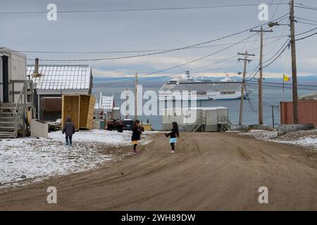 Die Stadt Pond Inlet auf Baffin Island Nunavut im Norden Kanadas Stockfoto