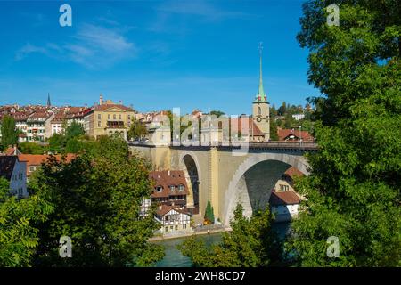 Malerischer Blick auf die Nydegg Churc und die Unterbrücke in Bern Stockfoto