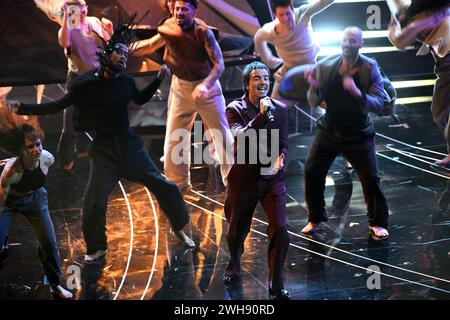 Sanremo, Italien. Februar 2024. Sanremo, 74. Italienisches Songfestival - Dritter Abend im Foto: Diodato Credit: Independent Photo Agency/Alamy Live News Stockfoto