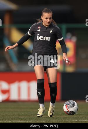 Biella, Italien. Februar 2024. Gloria Sliskovic von Juventus während des Coppa Italia Femminile Matches im Stadio Vittorio Pozzo, Biella. Der Bildnachweis sollte lauten: Jonathan Moscrop/Sportimage Credit: Sportimage Ltd/Alamy Live News Stockfoto