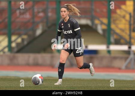 Biella, Italien. Februar 2024. Viola Calligaris von Juventus während des Coppa Italia Femminile Matches im Stadio Vittorio Pozzo, Biella. Der Bildnachweis sollte lauten: Jonathan Moscrop/Sportimage Credit: Sportimage Ltd/Alamy Live News Stockfoto