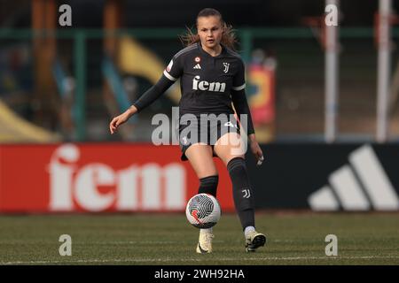 Biella, Italien. Februar 2024. Gloria Sliskovic von Juventus während des Coppa Italia Femminile Matches im Stadio Vittorio Pozzo, Biella. Der Bildnachweis sollte lauten: Jonathan Moscrop/Sportimage Credit: Sportimage Ltd/Alamy Live News Stockfoto