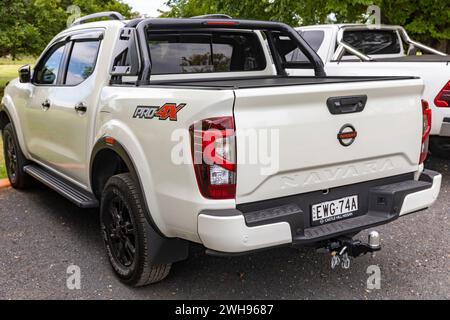 2022 Nissan Ute Nutzfahrzeug, Nissan Navara pro 4X, geparkt in Mudgee, New South Wales, Australien, 2024 Stockfoto