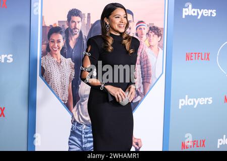 HOLLYWOOD, LOS ANGELES, KALIFORNIEN, USA - 08. FEBRUAR: Gina Rodriguez kommt zur Los Angeles Premiere von Netflix 'Players', die am 8. Februar 2024 im Egyptian Theatre Hollywood in Hollywood, Los Angeles, Kalifornien, USA stattfindet. (Foto: Xavier Collin/Image Press Agency) Stockfoto