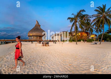 Strand von Outrigger maldives Maafushivaru Luxusresort, South Ari Atoll Region Malediven Stockfoto