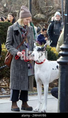 New York, NY, USA. Februar 2024. Naomi Watts am Set des neuen Films „The Friend“ am 8. Februar 2024 in New York City. Quelle: Rw/Media Punch/Alamy Live News Stockfoto