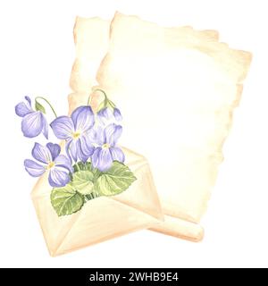 Blätter Pergamentpapier, offener Umschlag mit Blumenstrauß wilder Veilchen mit Blättern. Schreibzubehör. Isolierte handgezeichnete Aquarellillustraten Stockfoto