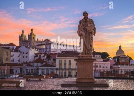 Statue im Miradouro de Santa Luzia im alfama-Viertel von lissabon, portugal Stockfoto